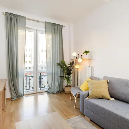 Coriander Center Apartment